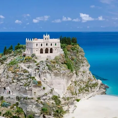 Prázdninový dům A Capo Vaticano A 500metri Dal Mare *